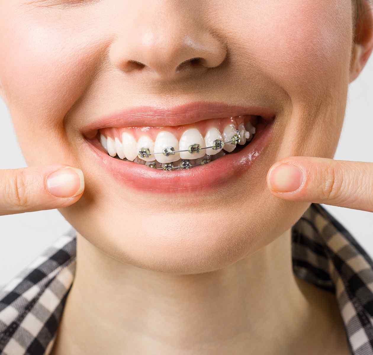 https://dentalestetik.al/wp-content/uploads/2023/05/hero_image_02.jpg